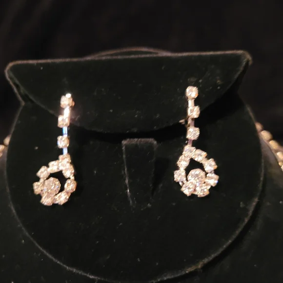 Jim Ball Pagent Jewelry - Picture 2 of 5